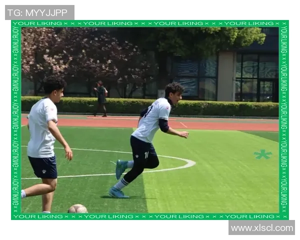 宁波足球队奋战新赛季全力争冠展现团队精神与拼搏决心 宁波足球队奋战新赛季全力争冠展现团队精神与拼搏决心